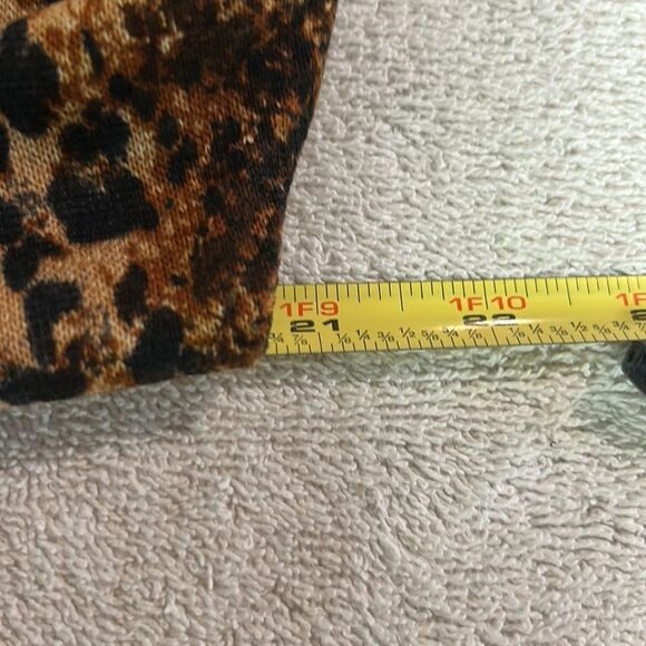 Long sleeve tunic, leopard print size large - Picture 8 of 9